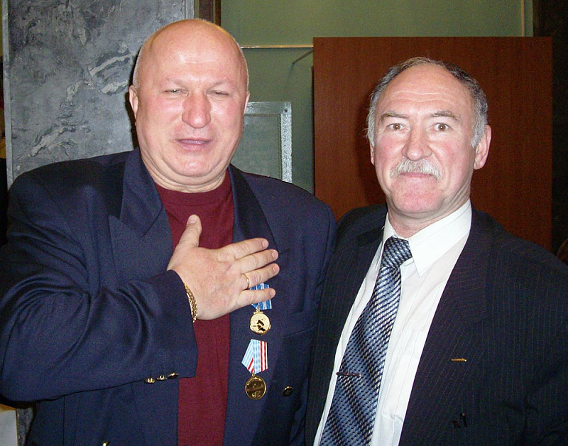 _40лет-3флпл-ИвановВК(ЛНУ-66) и Кузиванов(ЛНУ-71)-20091219-1000.jpg